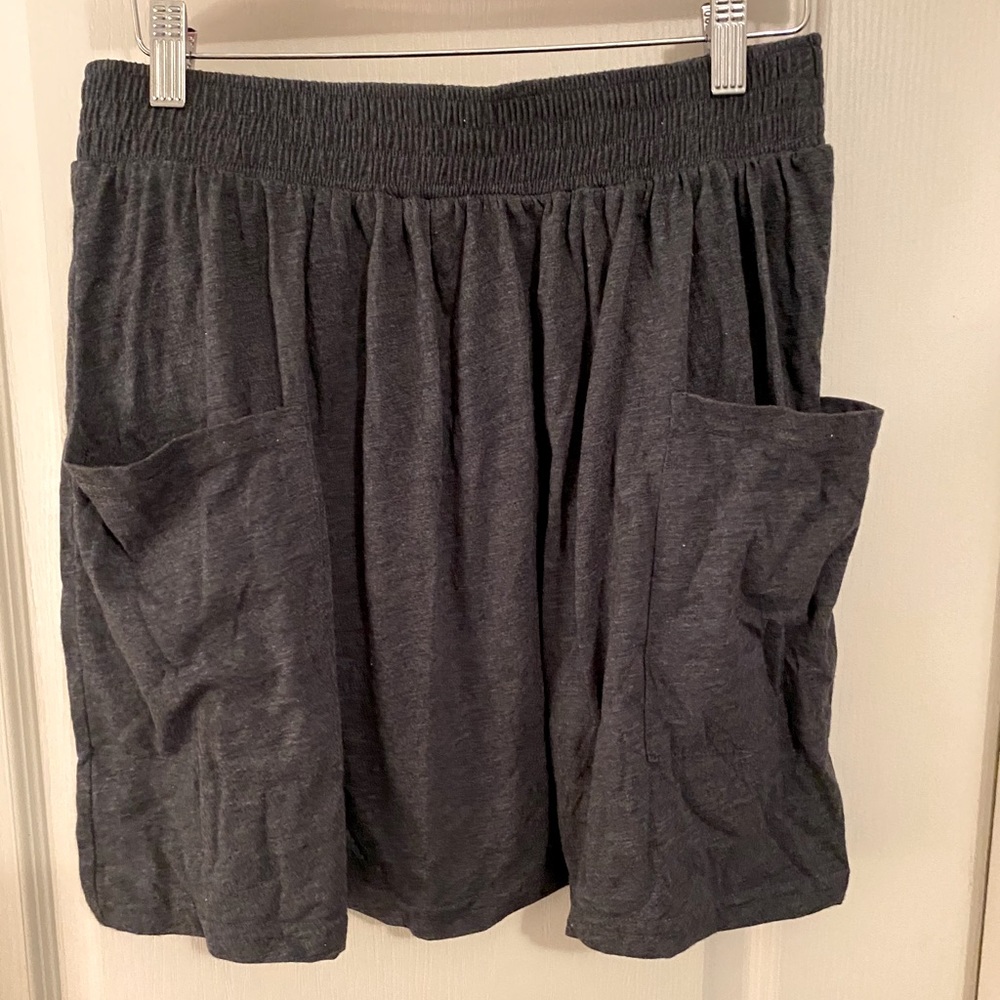 Stem, Grey Cotton Elastic Pocketed Skirt